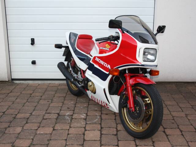 Honda CB 1100 R