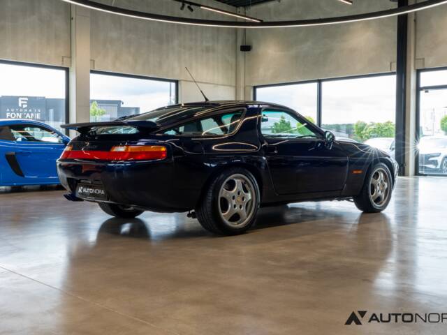 Porsche 928 GTS