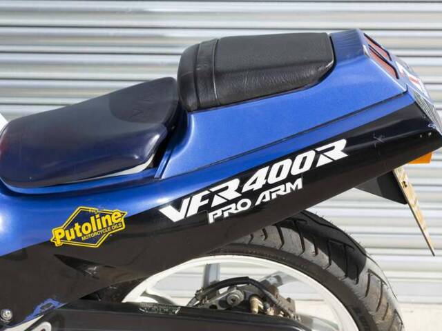 Honda VFR 400 R