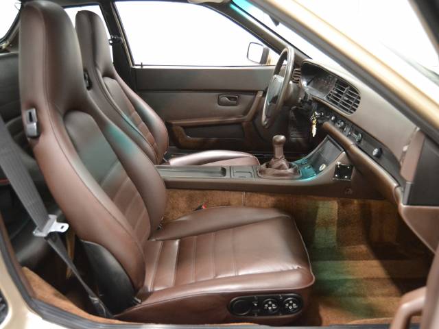 Porsche 944 Turbo