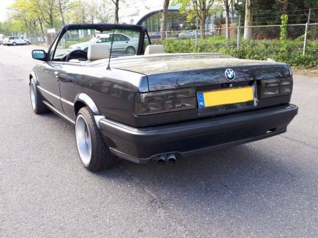 BMW 325i