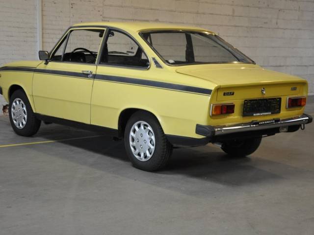 Image 1/15 de DAF 66 (1975)