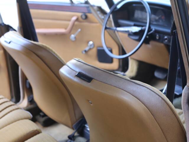 Rover 3500