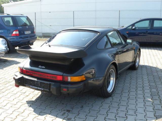 Porsche 911 Turbo 3.3