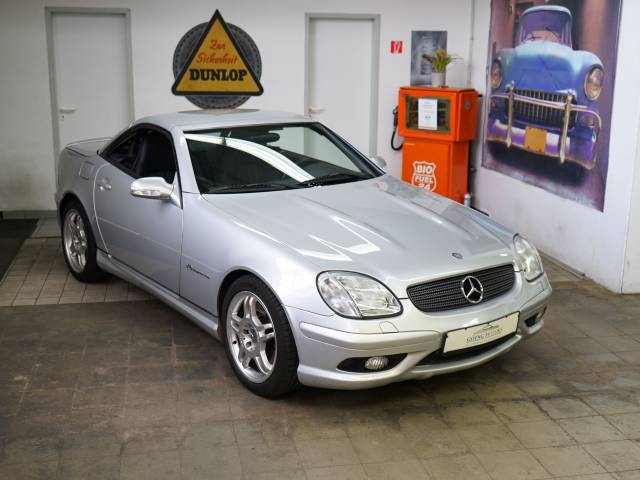 Bild 1/46 von Mercedes-Benz SLK 32 AMG (2002)