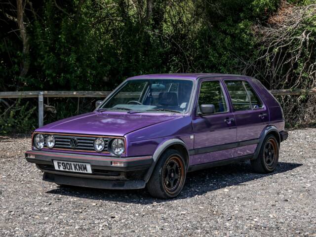 Bild 1/26 von Volkswagen Golf II GTi 16V 1.8 (1988)