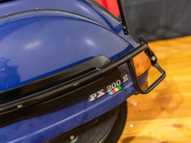 Piaggio Vespa PX 200 E