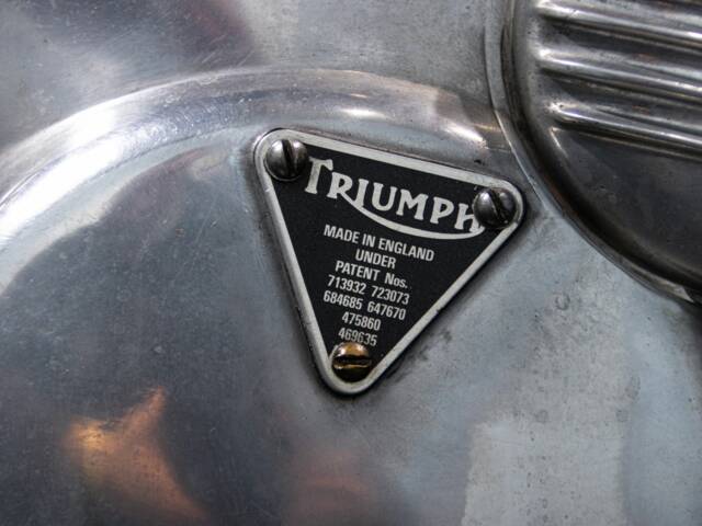 Triumph T 160 Trident