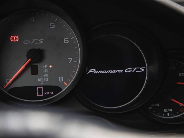 Porsche Panamera GTS