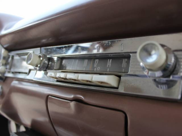 Ford Fairlane 500
