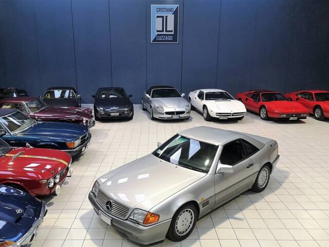 Image 1/42 of Mercedes-Benz 300 SL (1990)