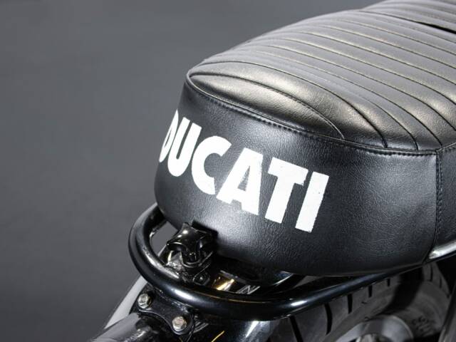 Ducati 750 GT