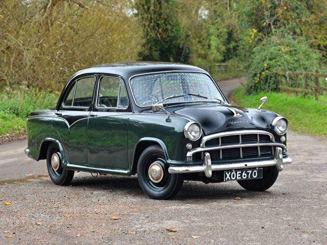 Image 1/13 of Morris Oxford (1958)