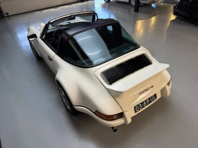 Porsche 911 2.4 S "Oilflap"