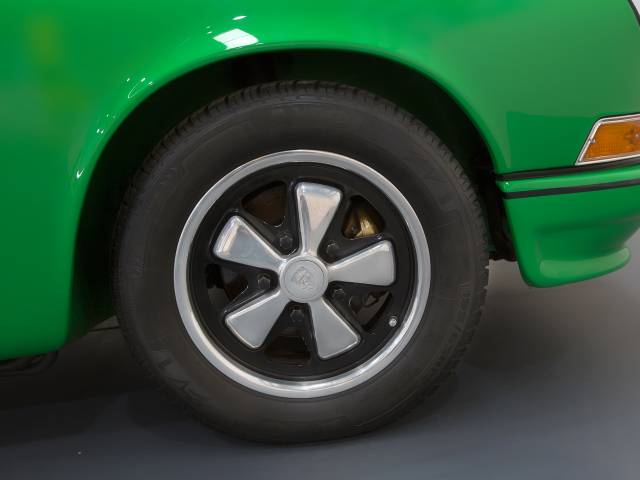 Porsche 911 2.4 S