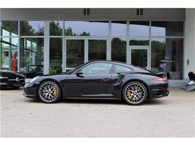 Porsche 911 Turbo S