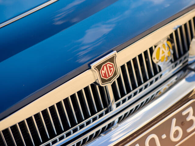 MG MGC GT