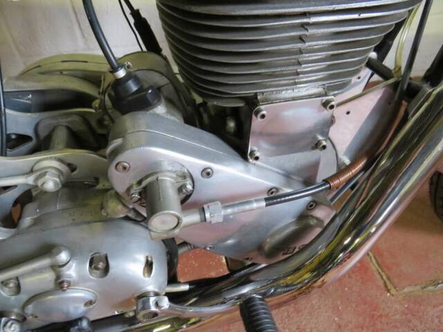 BSA DBD 34 Gold Star