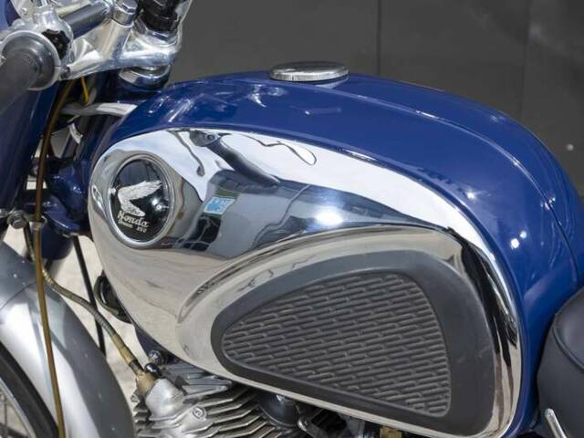 Honda CB 72