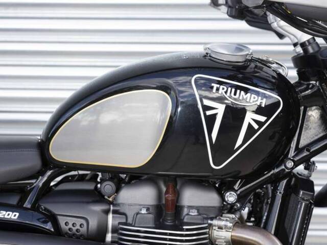 Triumph Scrambler 1200 Bond Edition