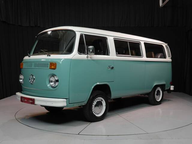 Bild 1/15 von Volkswagen T2b Kleinbus (1978)