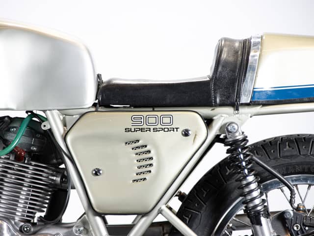 Ducati 900 SS