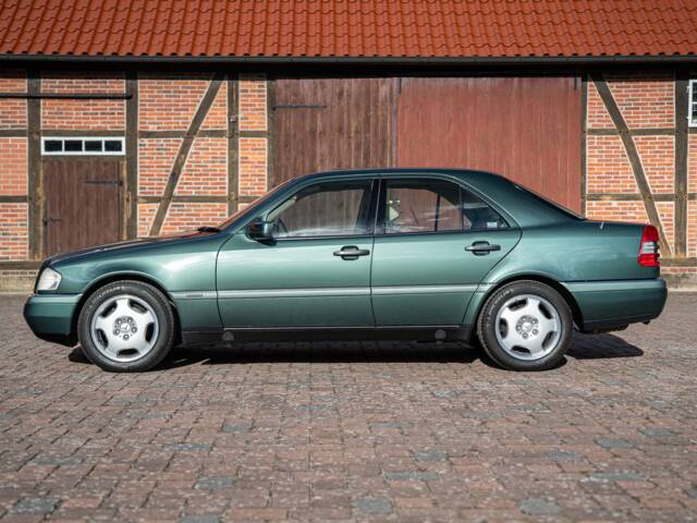 Mercedes-Benz C 280