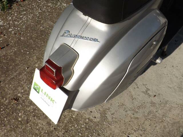 Piaggio Vespa 125 Primavera