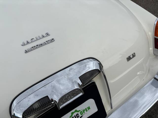 Jaguar Mk X 3.8