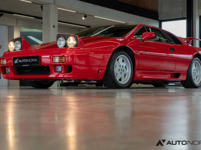 Lotus Esprit SE