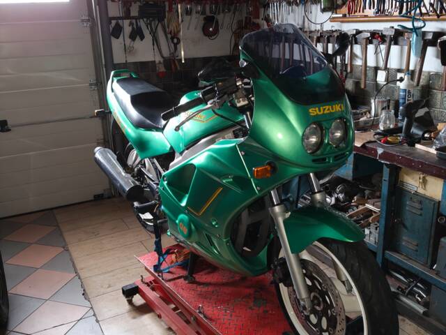 Suzuki GS 500E