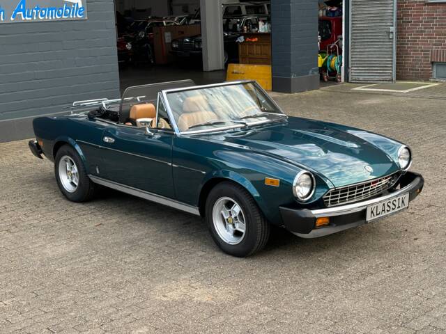 Imagen 1/37 de FIAT 124 Spider CS2 (1979)