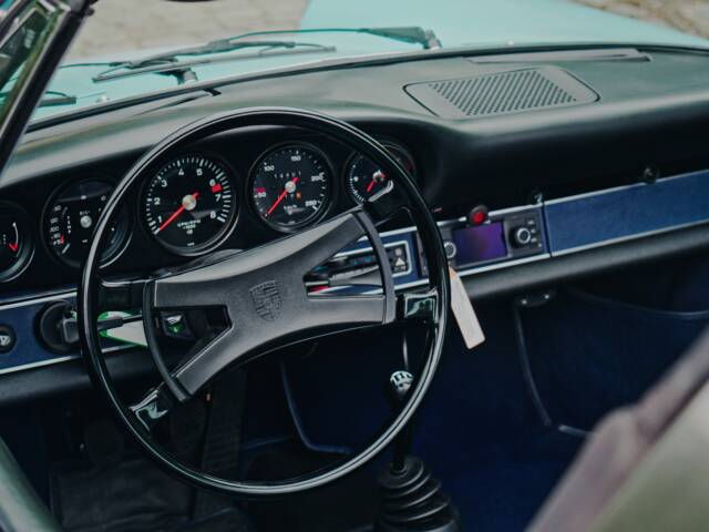 Porsche 911 2.4 T