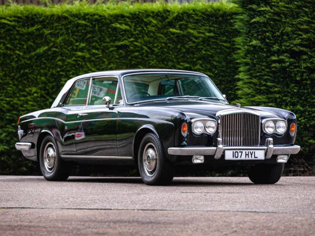 Image 1/35 of Bentley Corniche I (1974)