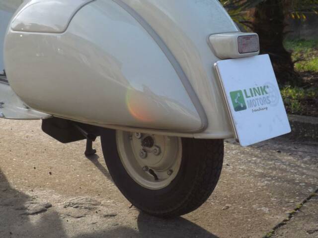 Piaggio Vespa 125 TS