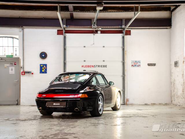 Porsche 911 Carrera
