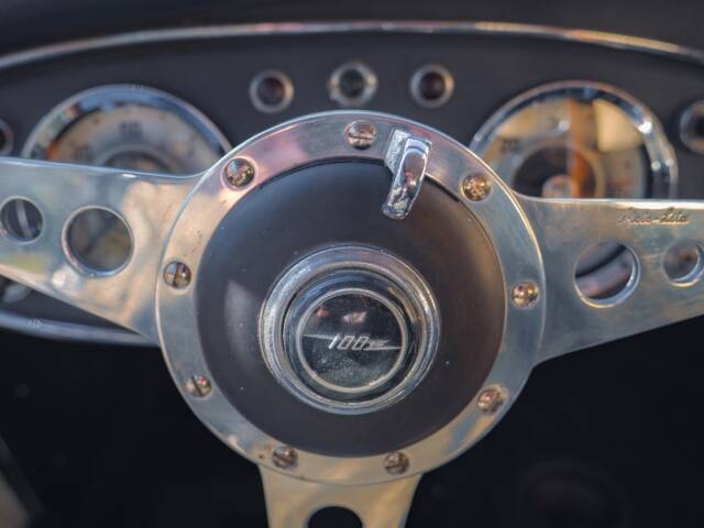 Austin-Healey 100/6 (BN4)