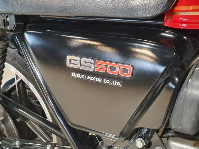 Suzuki GS 500