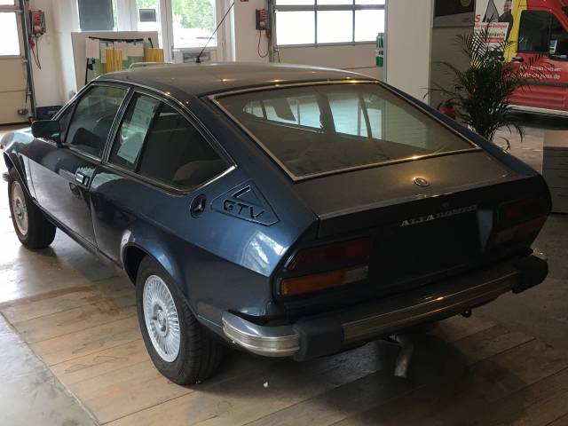 Alfa Romeo Alfetta GTV 2.0