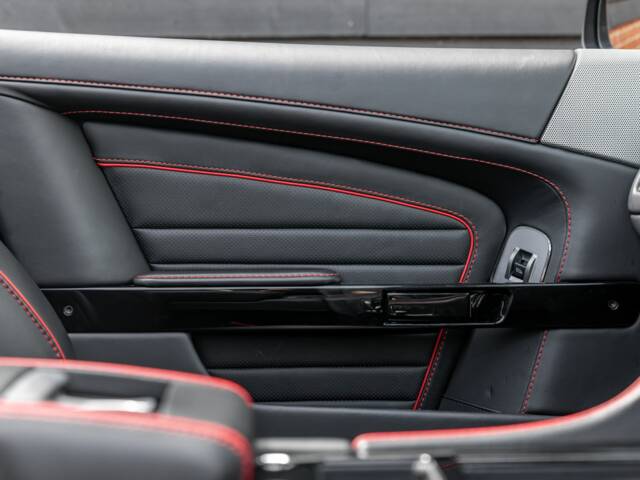 Aston Martin DB 9 GT Volante