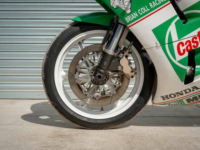 Honda VFR 750R RC 30
