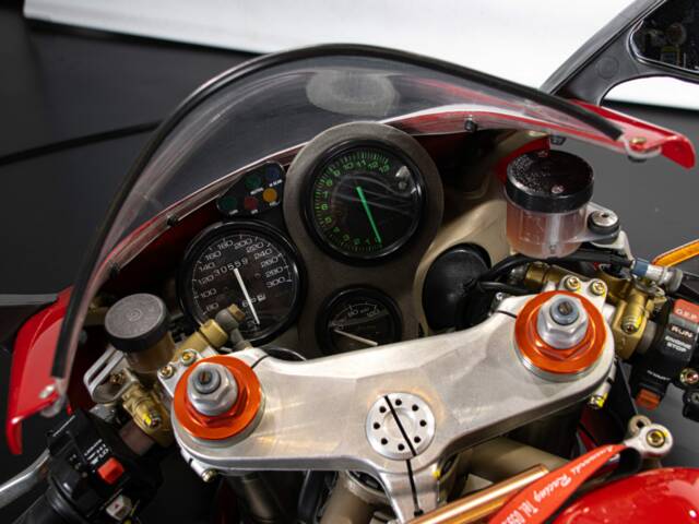 Ducati 748 S