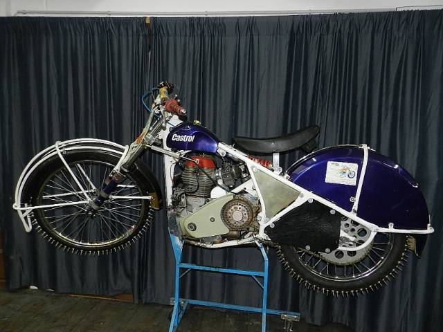 Bild 1/10 von Jawa DUMMY (1975)