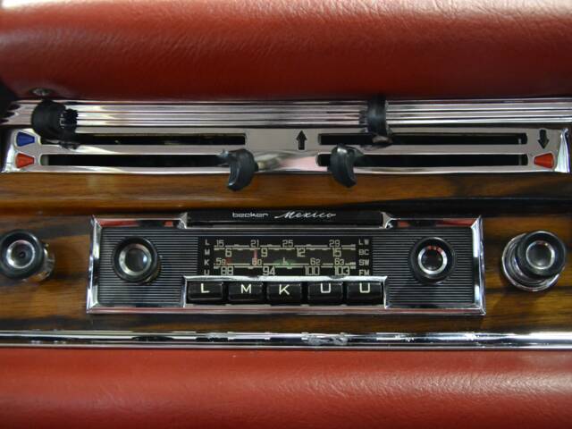 Mercedes-Benz 250 SE