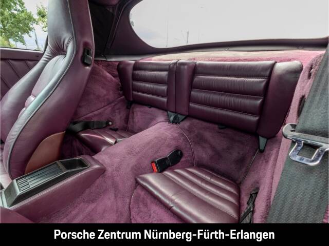 Porsche 911 Carrera 4