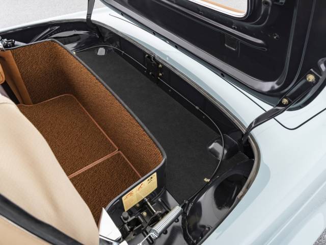 Mercedes-Benz 280 SL