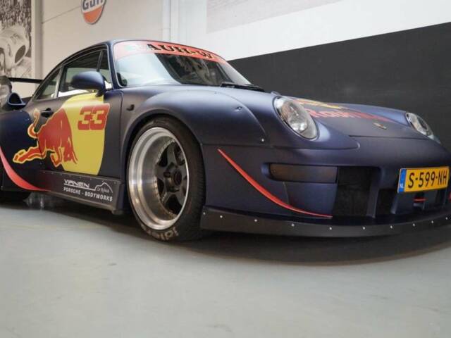 Porsche 911 Carrera