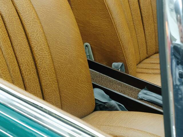 Mercedes-Benz 280 SL
