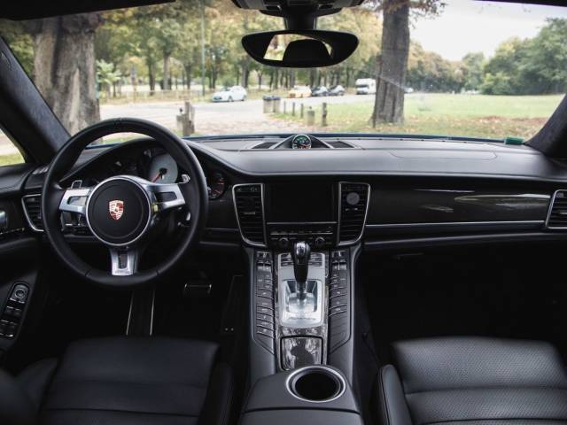 Porsche Panamera GTS