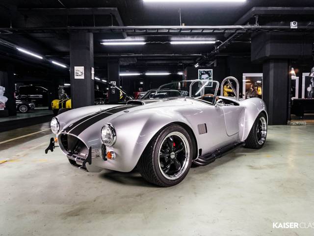 Immagine 1/15 di AC Cobra 427 (1966)